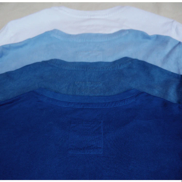 片袖絞り染め模様インディゴTシャツ - Image 4
