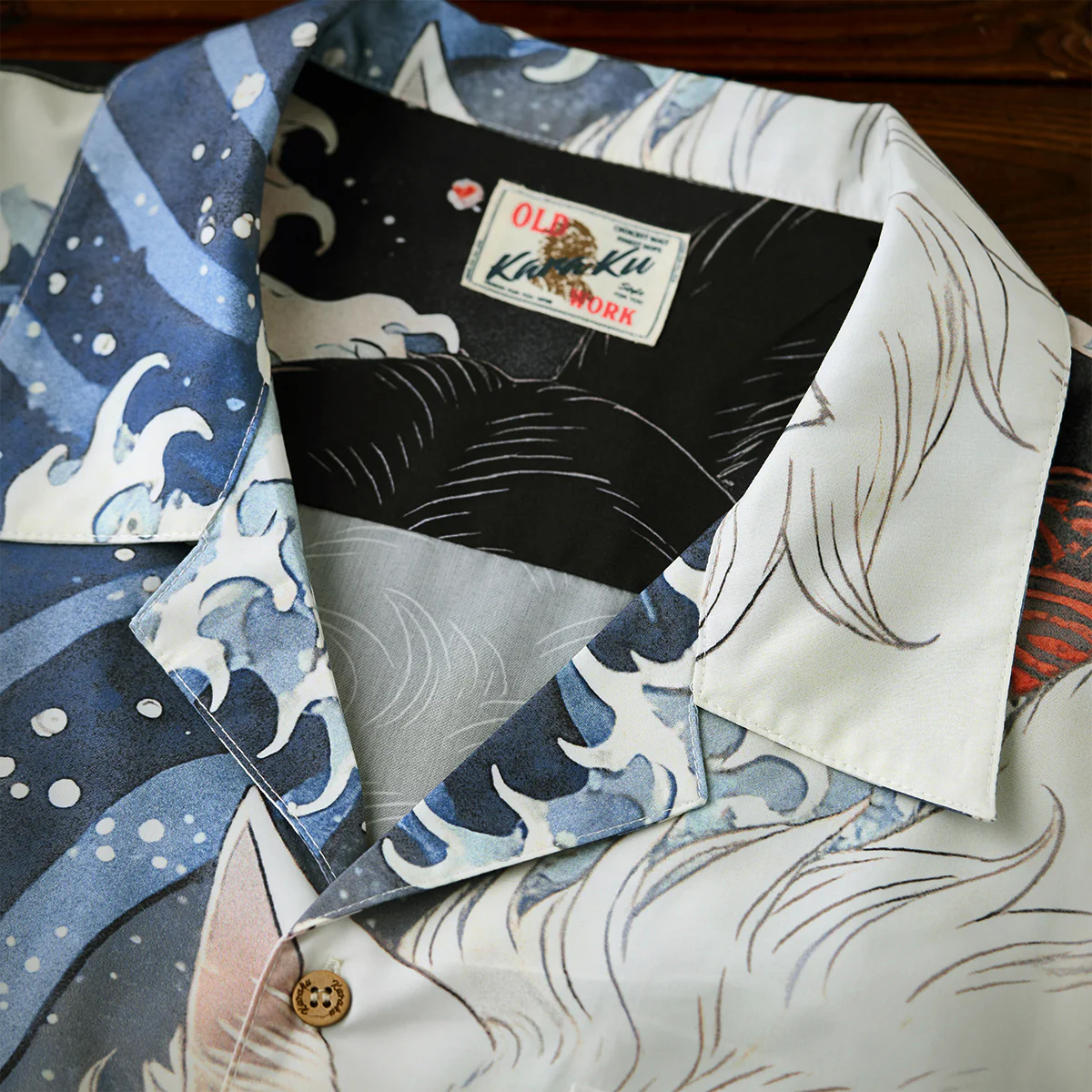 「沖浪裏・踏波化け猫」前後アシンメトリープリントオープンカラーシャツ - Image 8